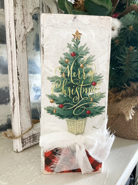 Distressed Wood Block Christmas Decor 2