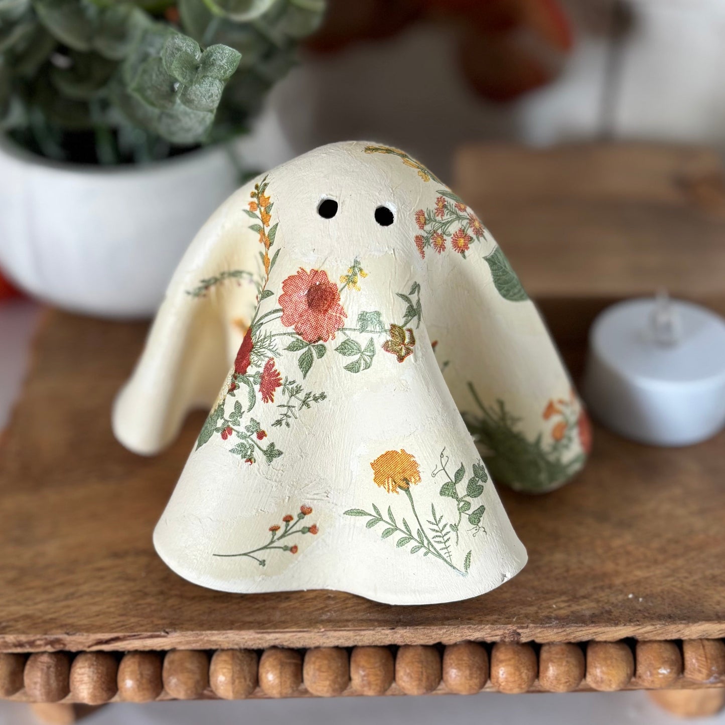 Clay Ghost Fall Floral