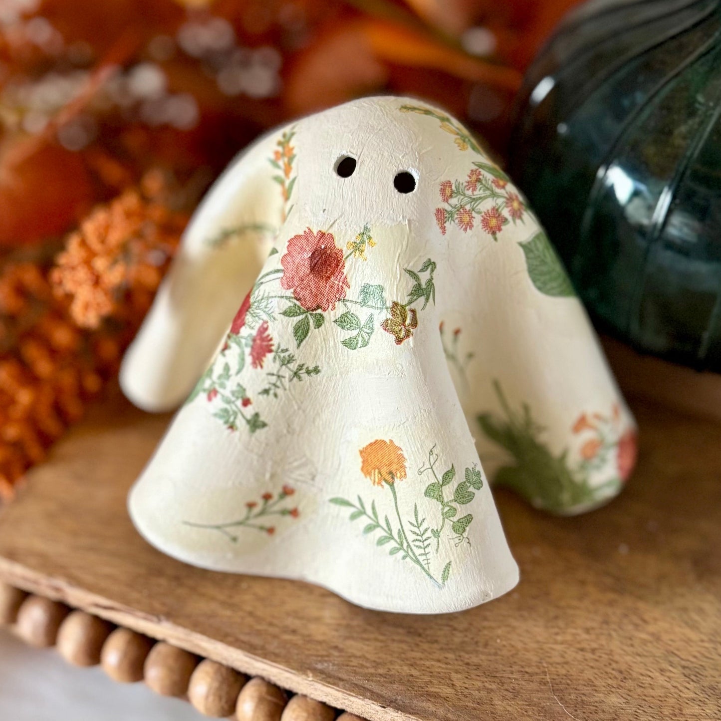 Clay Ghost Fall Floral
