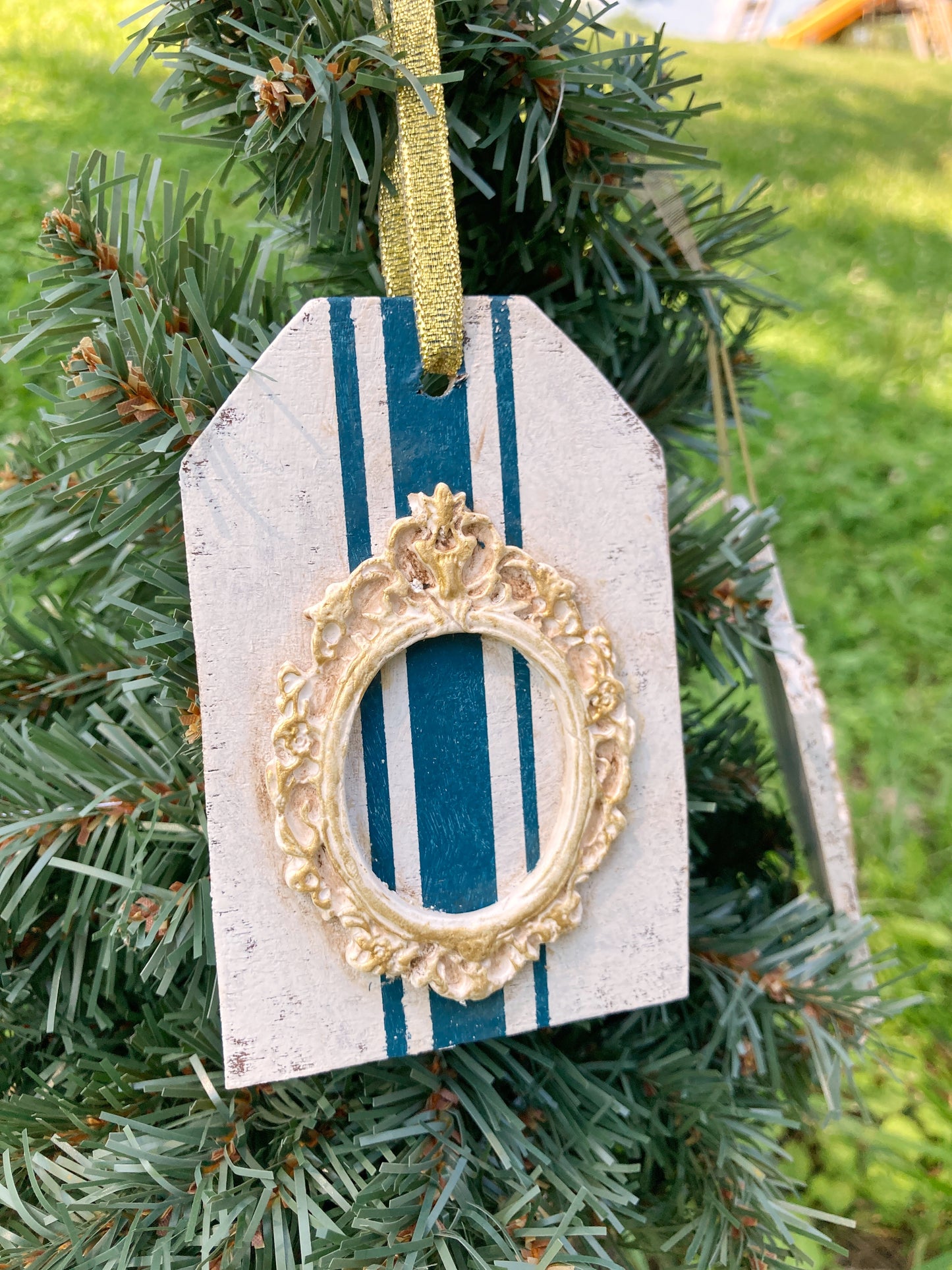 Set of 2 Grain Sack Inspired Tag Ornaments