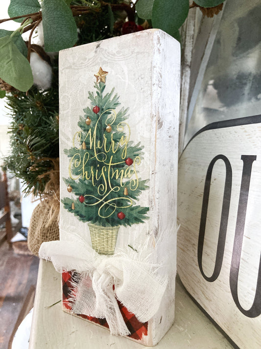 Distressed Wood Block Christmas Decor 2