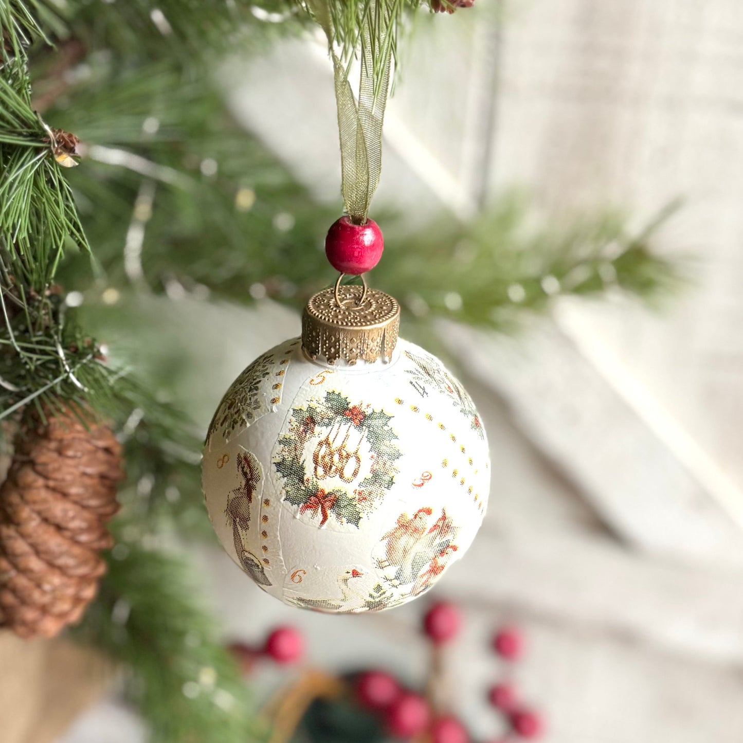 Sets of 12 Days of Christmas Oranments Cream