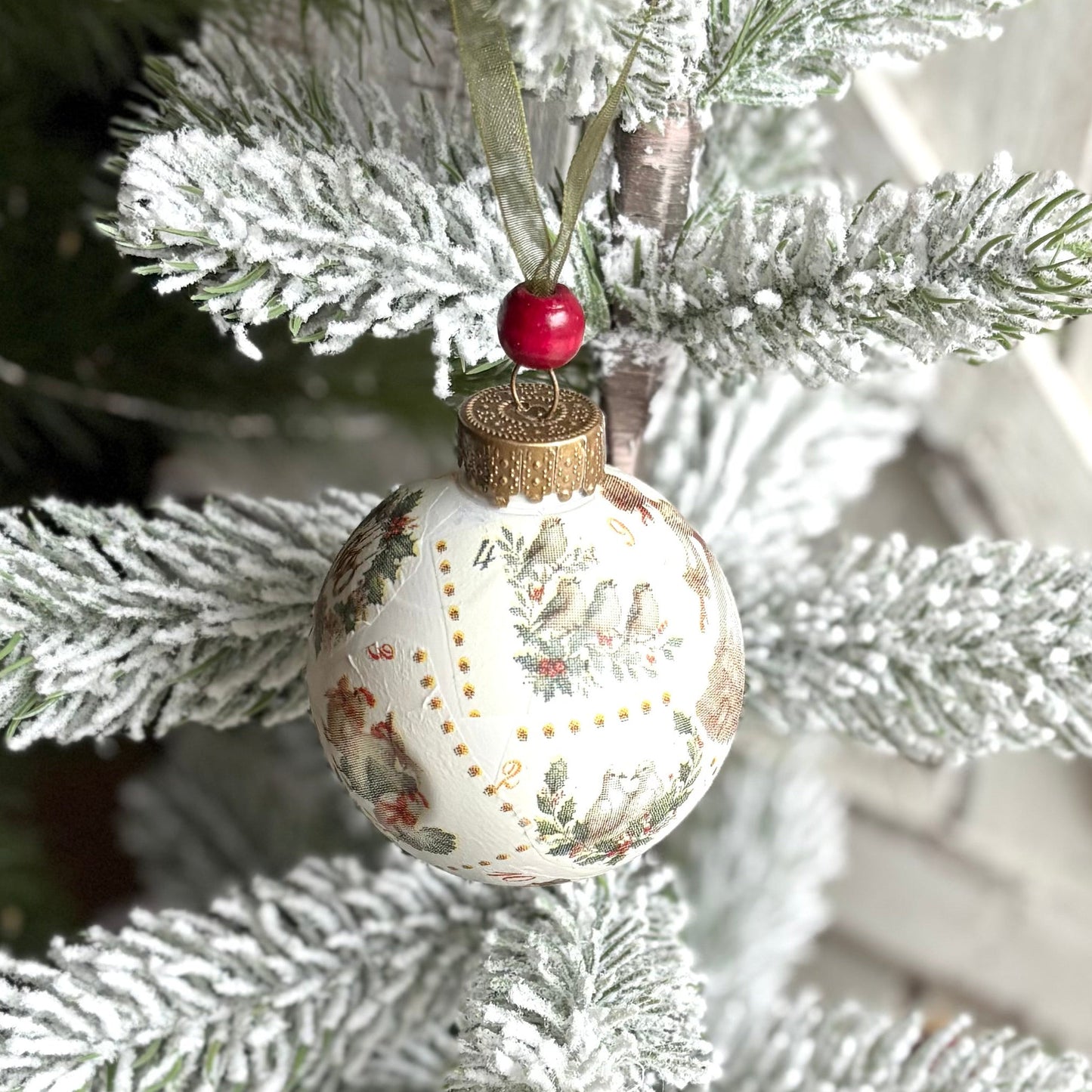 Sets of 12 Days of Christmas Oranments Cream