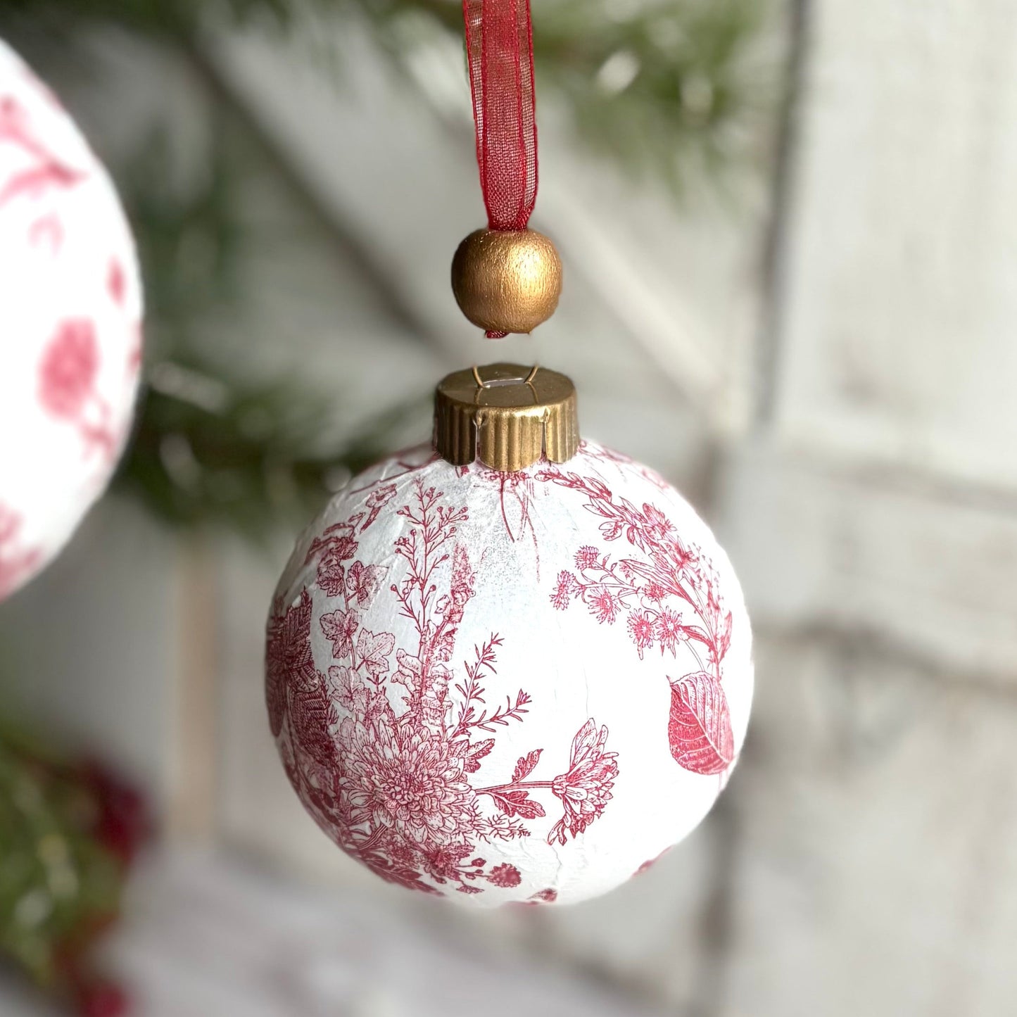 Red Toile Christmas Ornament Sets